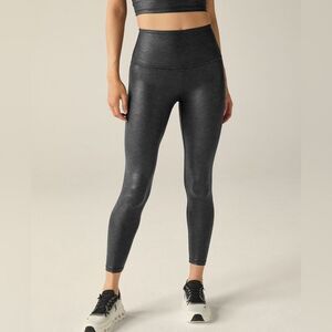 Beyond Yoga Silver & Black Shine High Waisted Leggings Size Small